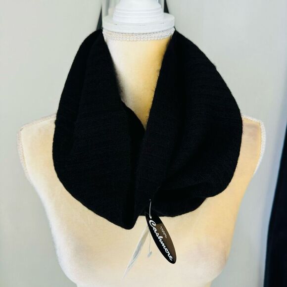 Portolano 100% Cashmere Infinite Neck‎ Warmer Scarf, Luxurious  Black, NWT - Picture 10 of 12